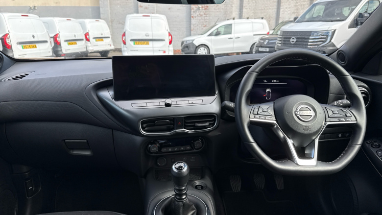 Nissan Juke 1.0 DiG-T N-Connecta 5dr Petrol Hatchback